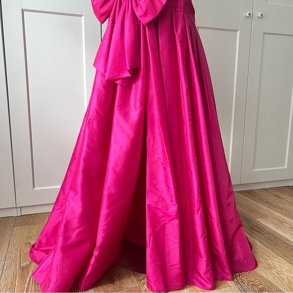 XSCAPE Women’s Women's Pink Bow-trim Ruched Strapless Gown size 4 - Picture 10 of 15